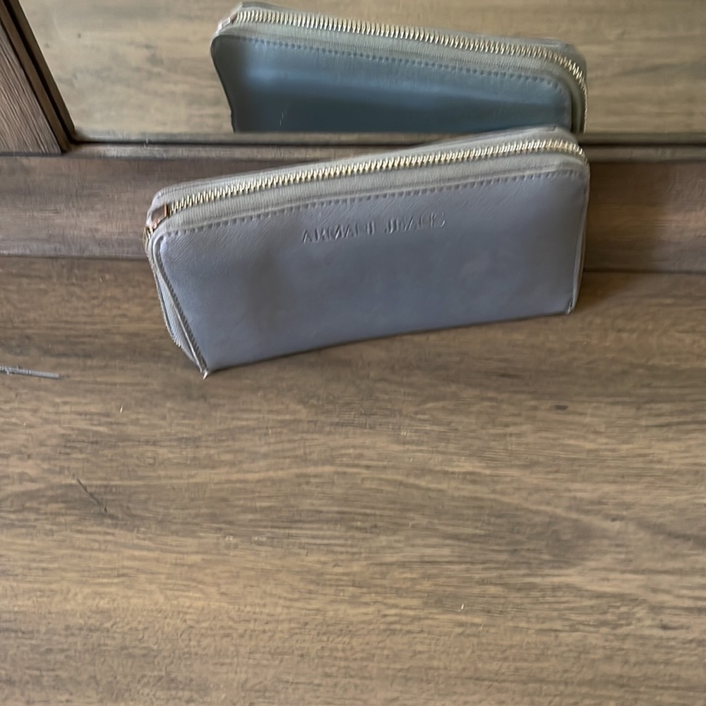 Authentic Armani Jeans wallet ! - Picture 2 of 5